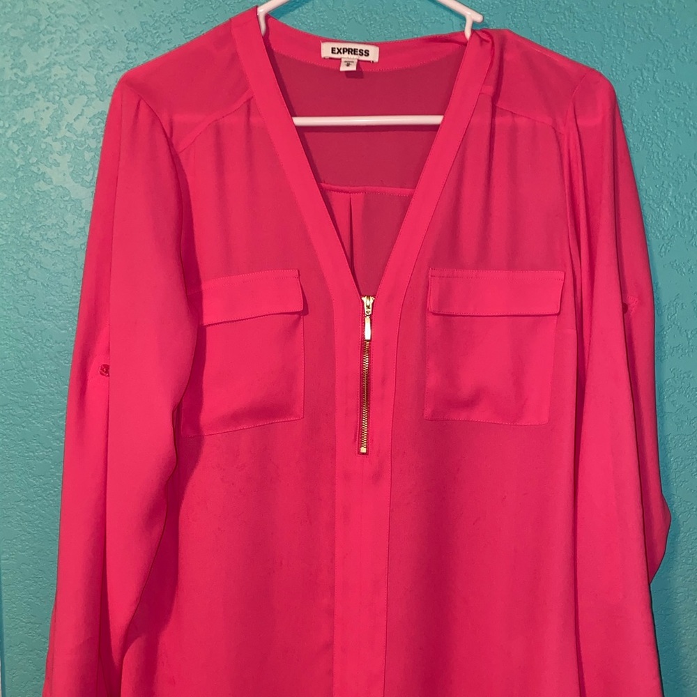 Women’s Express M Top